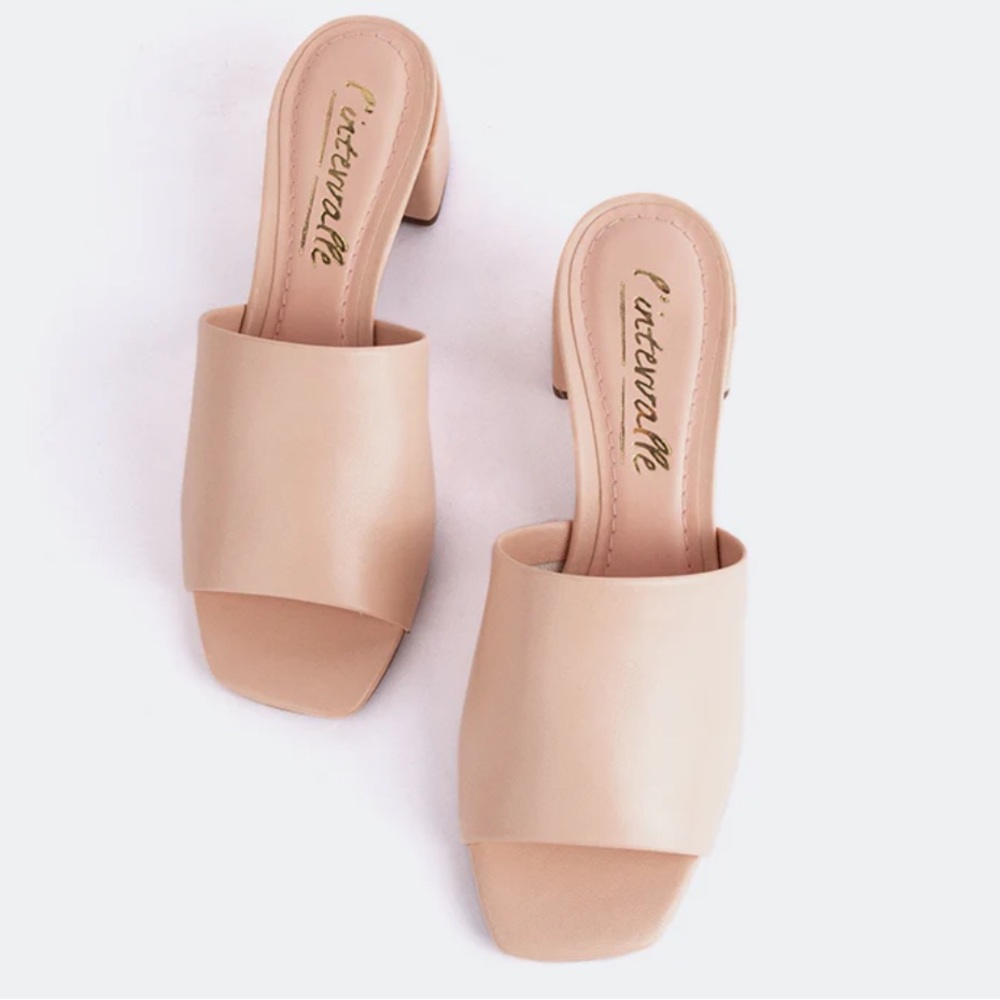 L'INTERVALLE Tan Leather Mules -  Excellent condition
